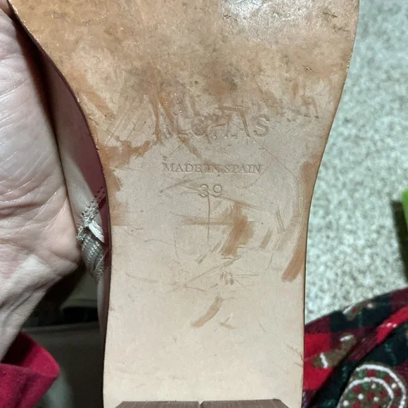 ALOHAS Cream Heeled Boots - Picture 6 of 10